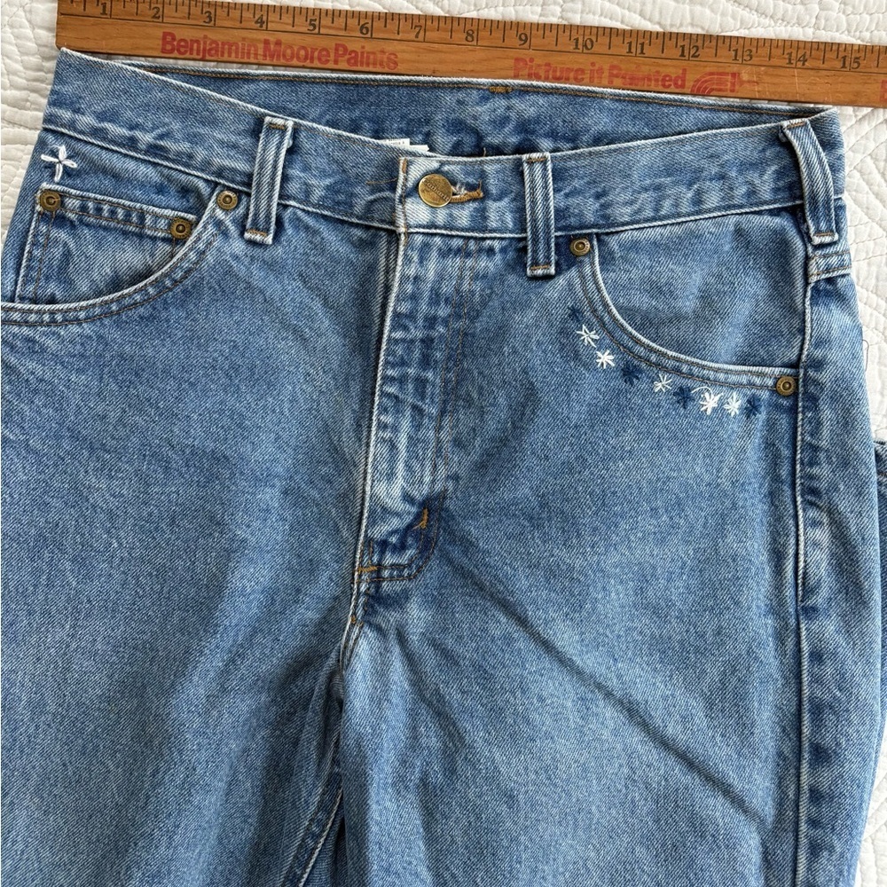 Carhartt Custom embroidered Vintage  Denim waist 30 inseam 34 - Picture 3 of 13